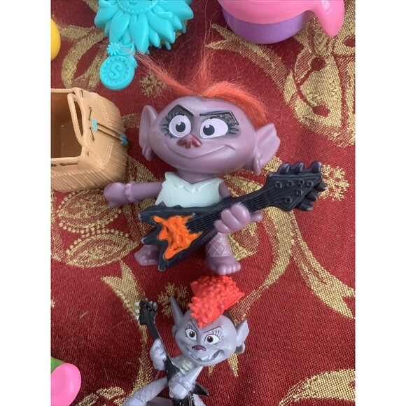 Lot Bundle of Vintage Mini Toys McDonalds Fingerlings Dreamworks Trolls Disney - Picture 13 of 16